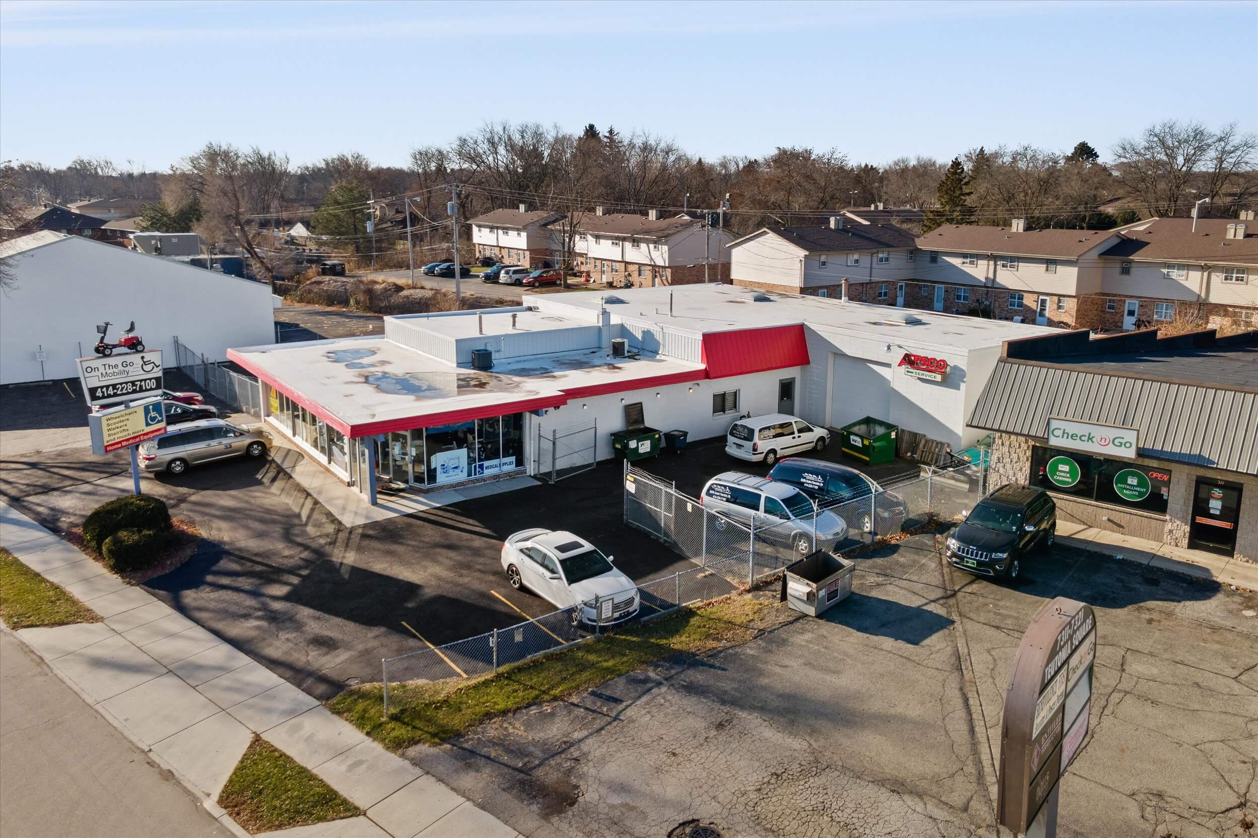 Milwaukee Business For Sale | 7289 N Teutonia Avenue | Pleasant View Realty