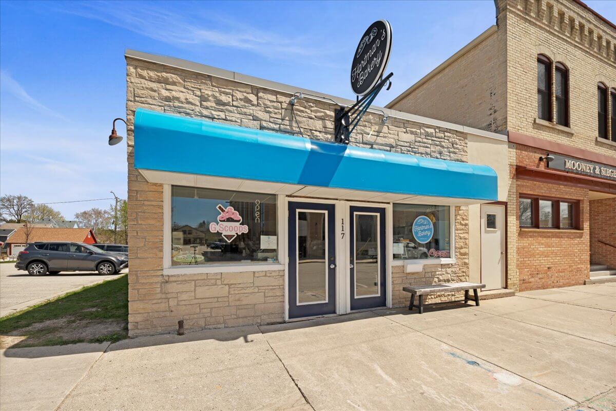 Plymouth Commercial For Sale | 117 Division St | Pleasant View Realty
