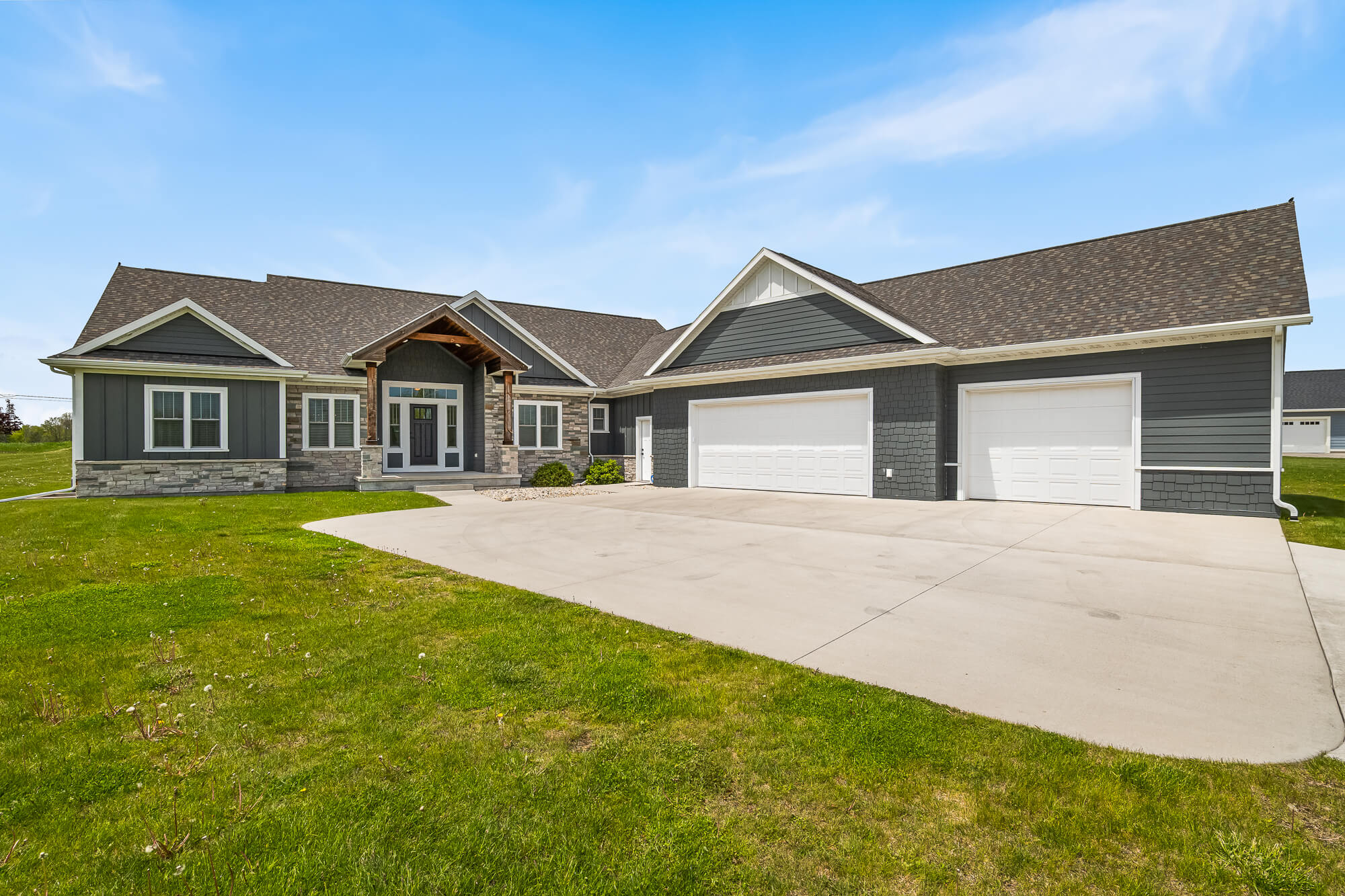Sheboygan Home For Sale | 2704 Palmer Drive | Pleasant View Realty