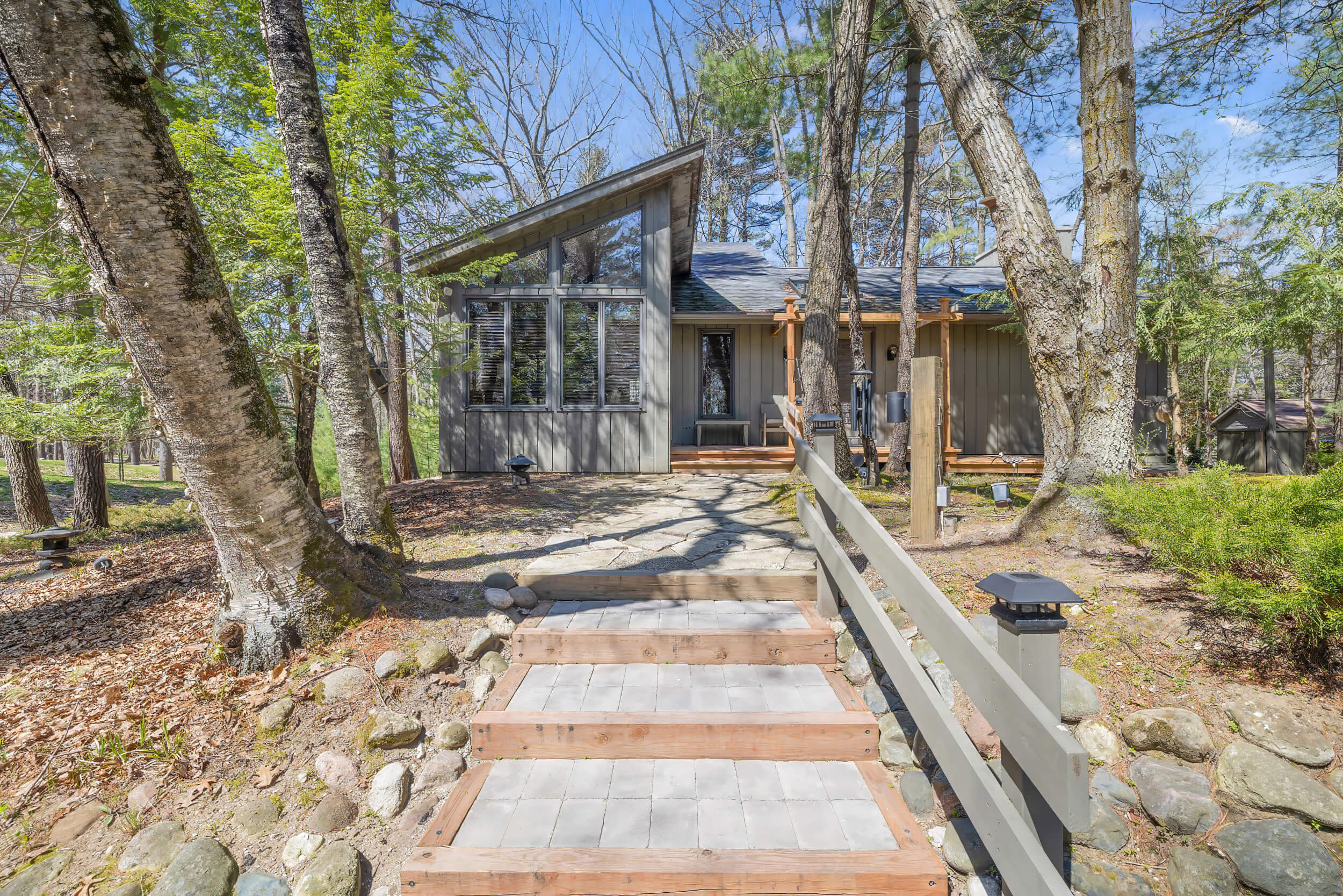 Sheboygan Home For Sale | 328 Whitetail Run Lane | Pleasant View Realty
