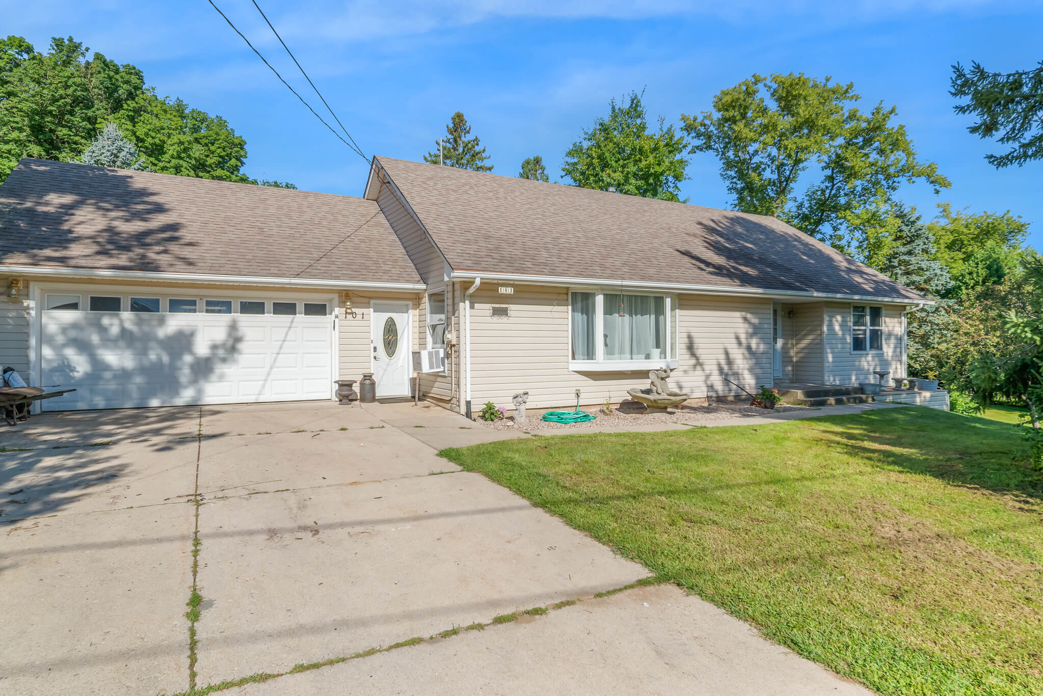 Random Lake Home For Sale | 101 Deppiesse Road | Pleasant View Realty