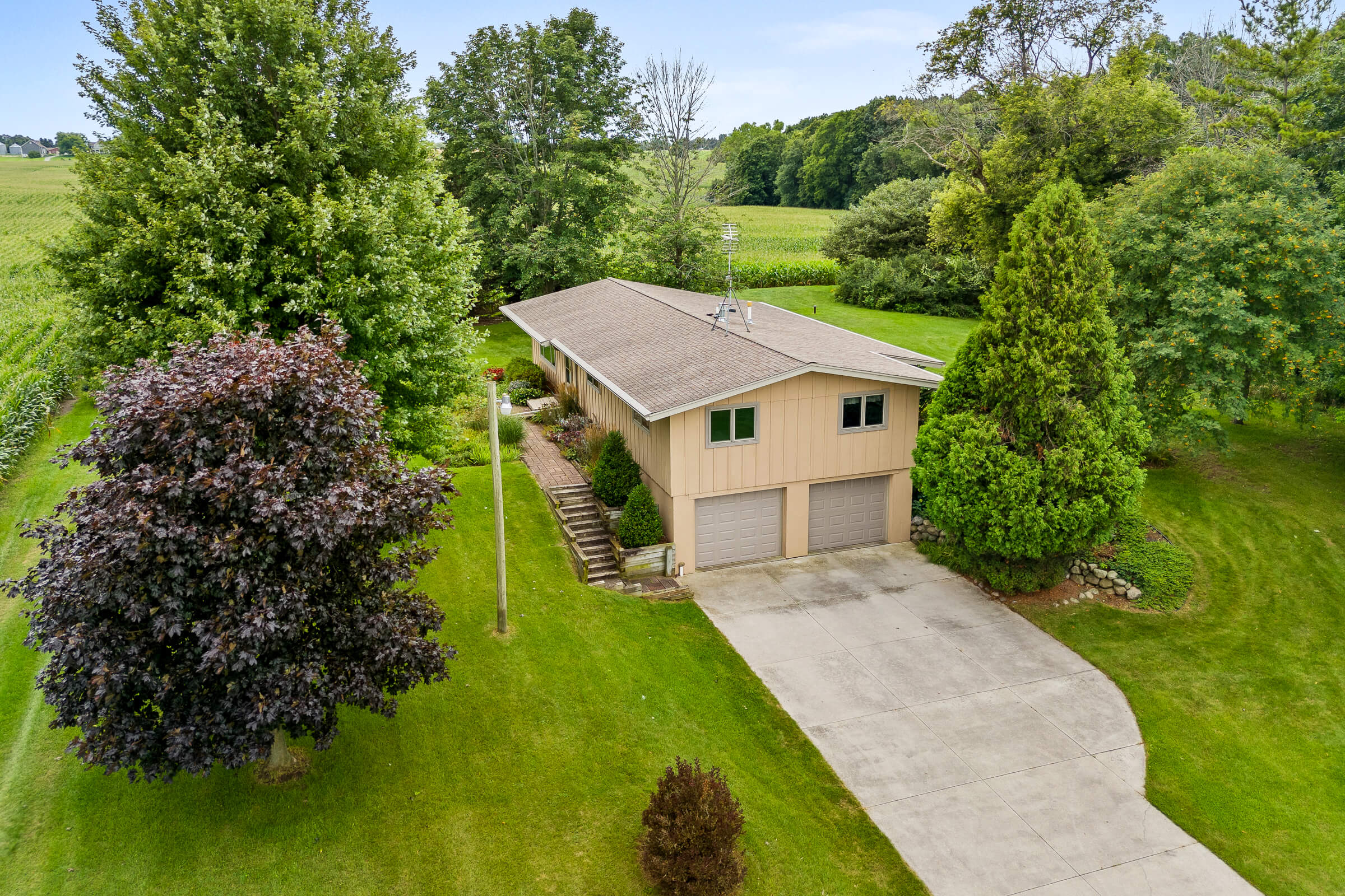 Sheboygan Falls Home For Sale | 4136 Broadway Road | Pleasant View Realty