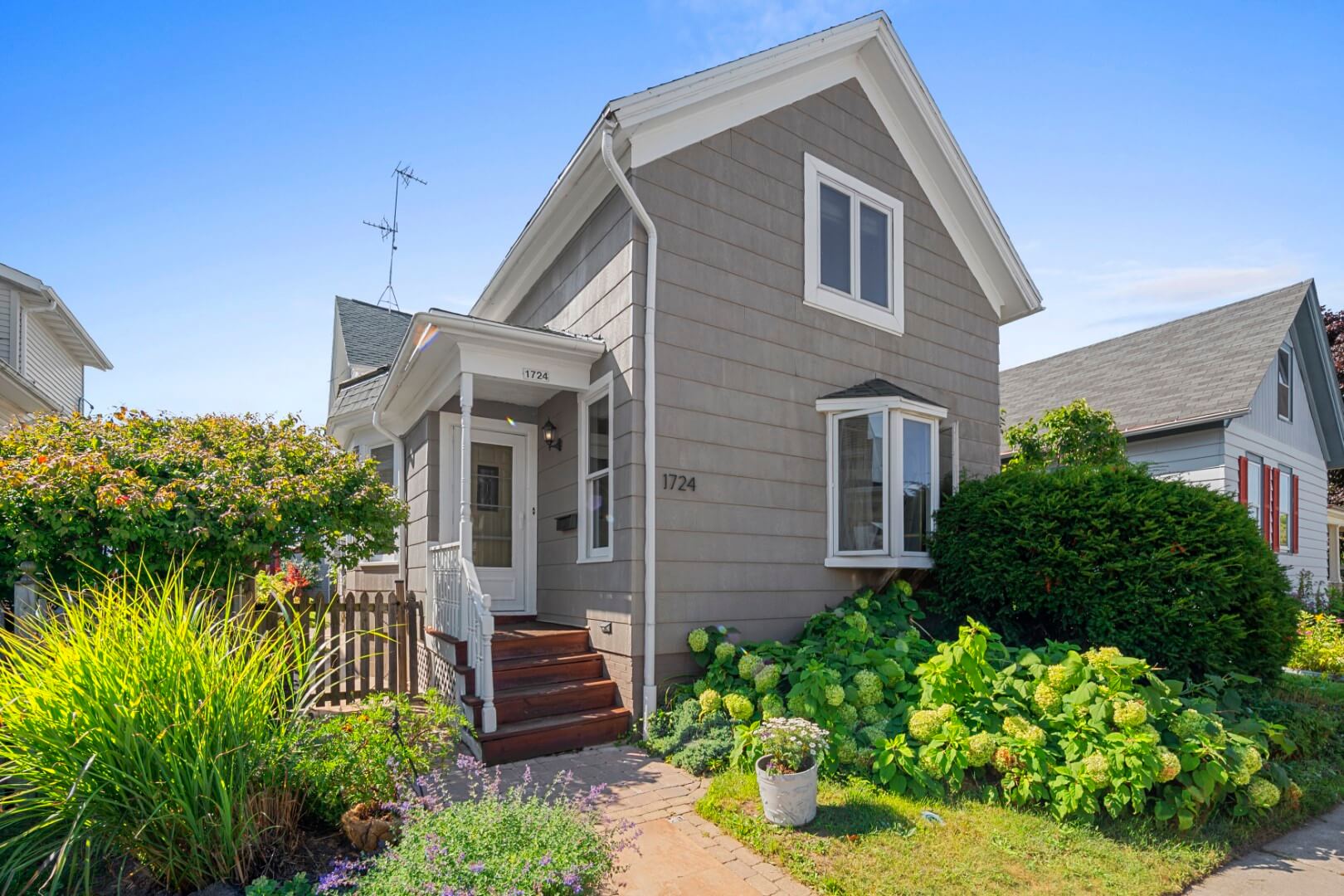 Sheboygan Home For Sale | 1724 S 13th Street | Pleasant View Realty