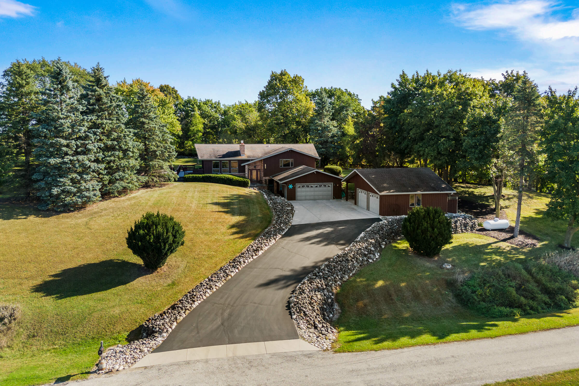 Kiel Home For Sale | 7603 Lechler Lane | Pleasant View Realty