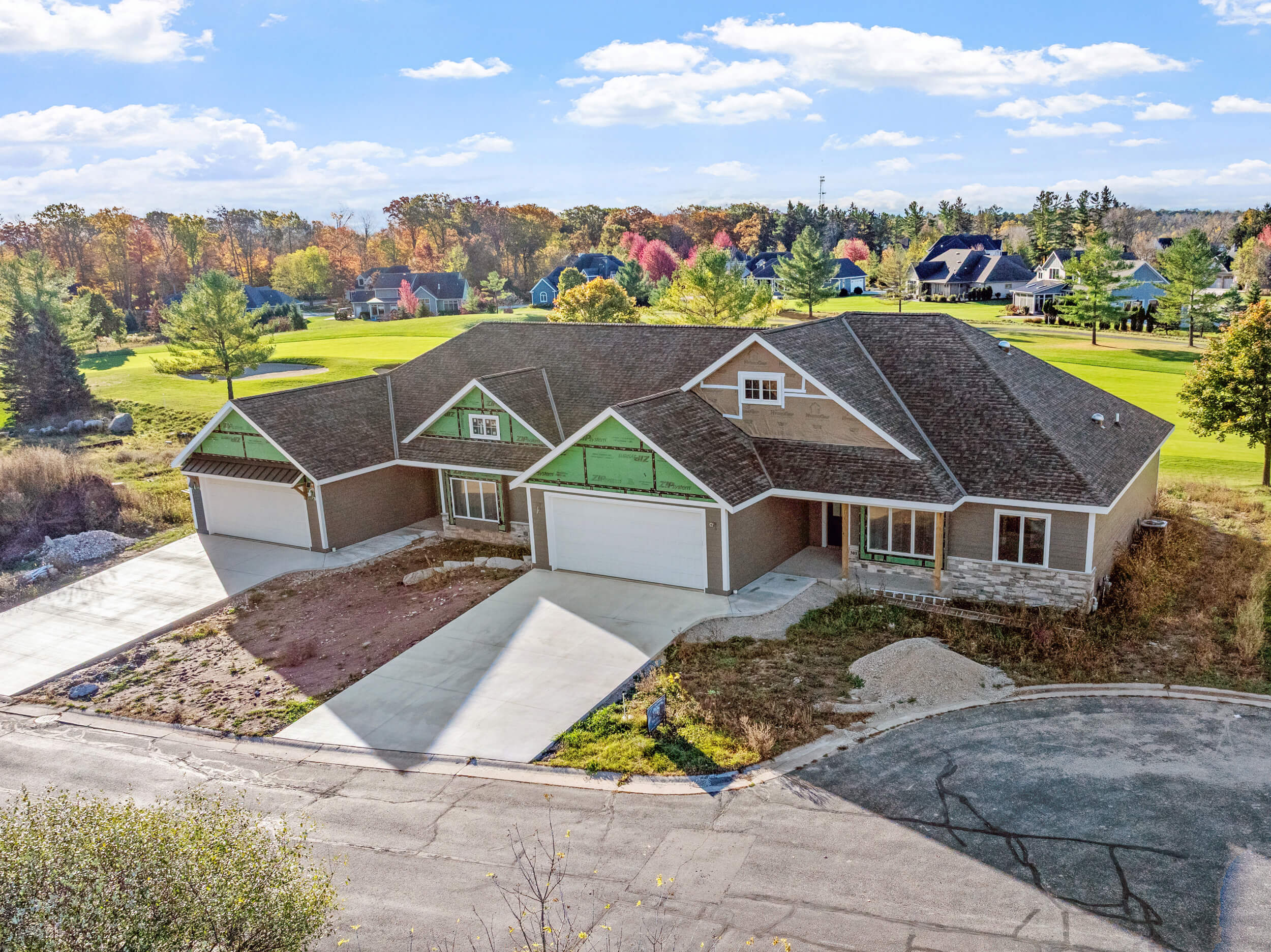 Sheboygan Falls Condo For Sale | 301 Fairway Meadows Lane | Pleasant View Realty